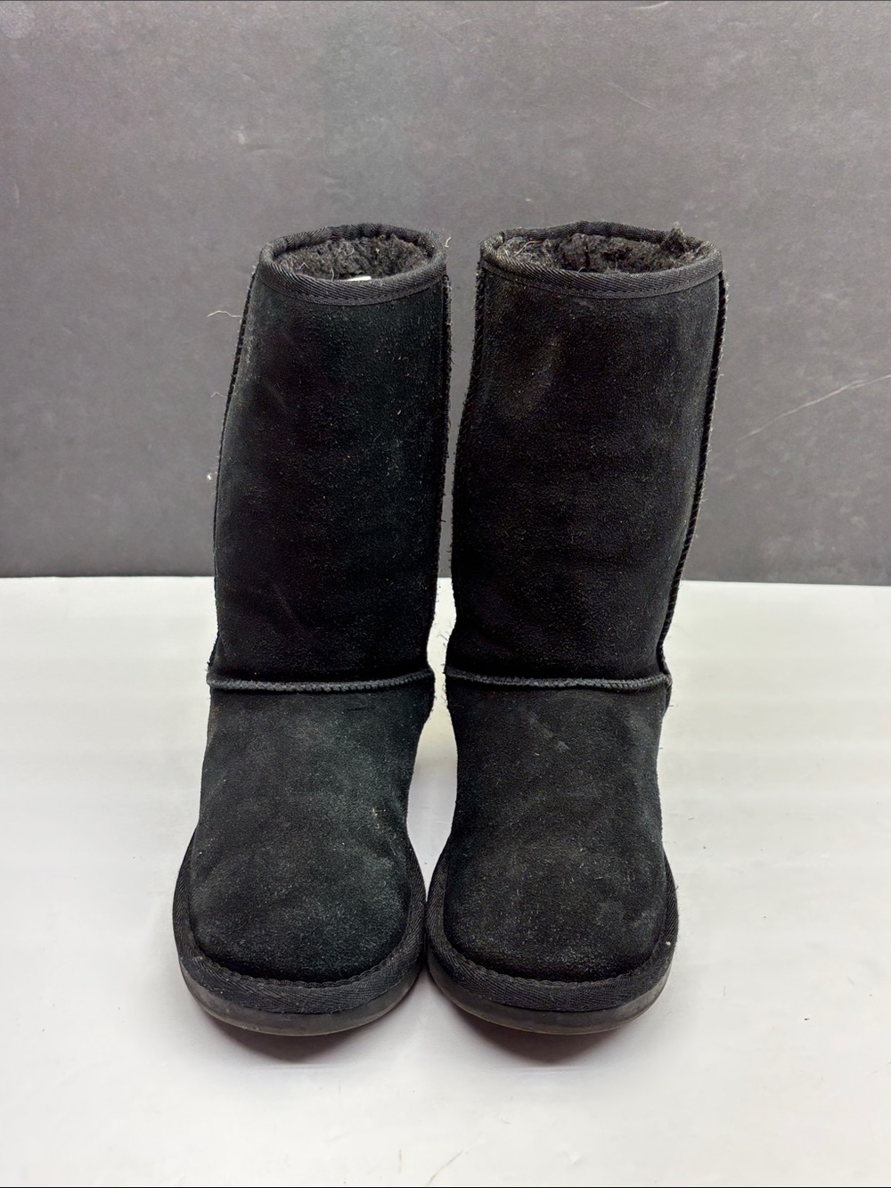 Koolaburra by Ugg classic tall boots, SZ 3 little girl, box 80